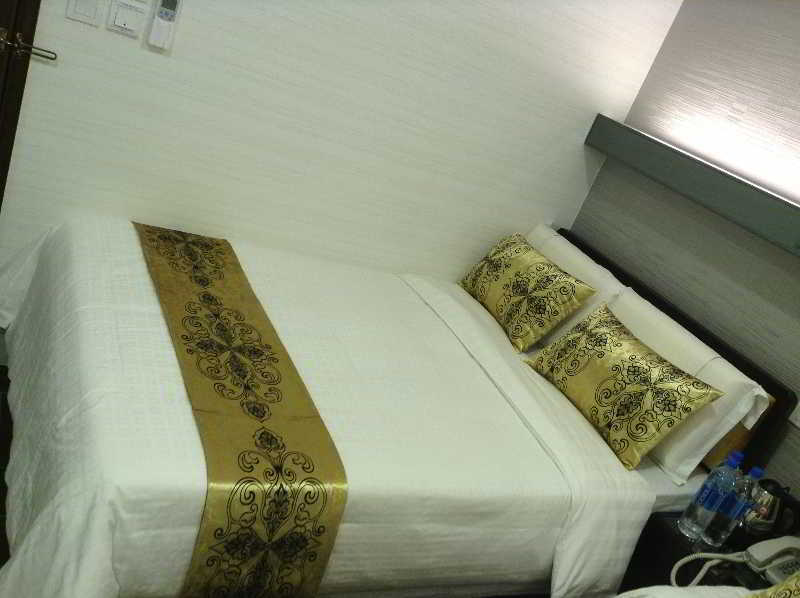California Hotel Hong Kong Esterno foto
