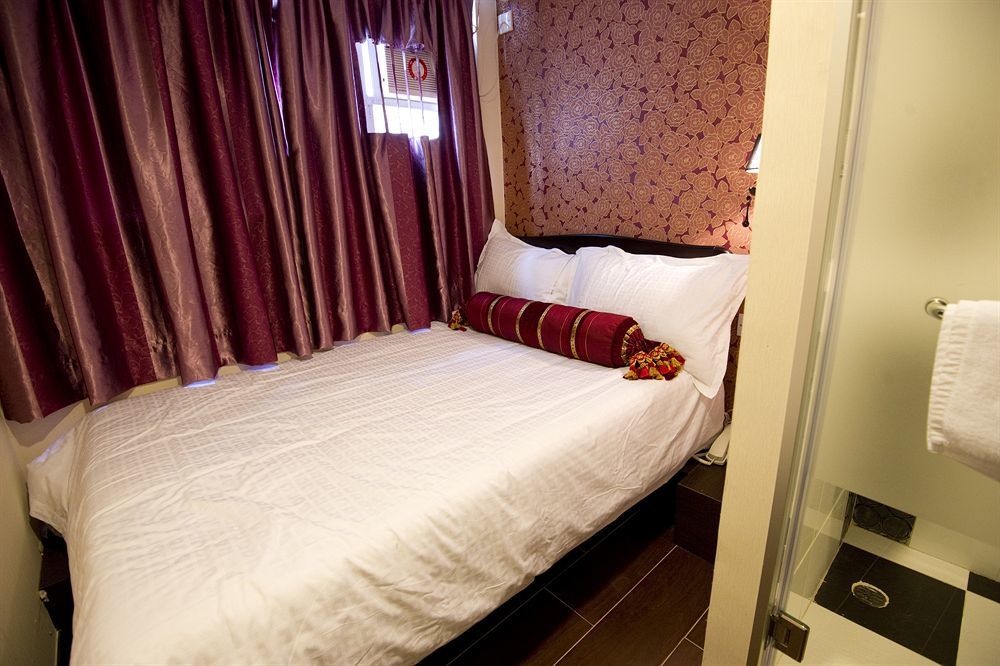 California Hotel Hong Kong Esterno foto